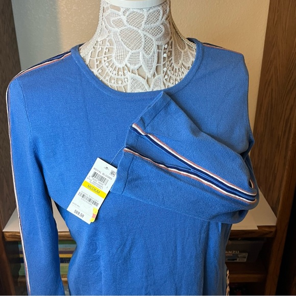 Womans long sleeve shirt in blue with silver stripe detail - Picture 3 of 4